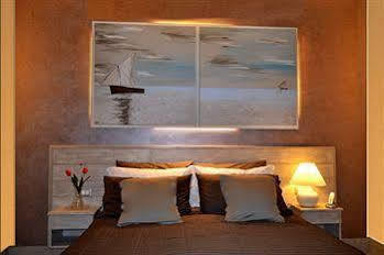 Bed and breakfast Airport Deluxe 2*